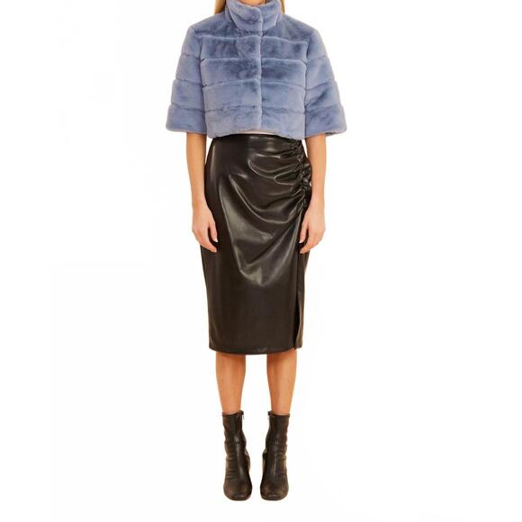 NEW DOLCE CABO faux leather ruched side slit skirt in black - Picture 4 of 5